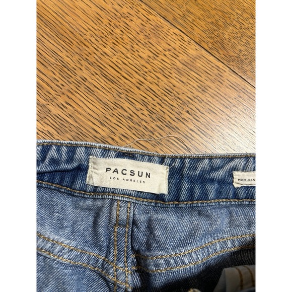 PacSun Women's Mom Jeans – Size 25 - Picture 6 of 12